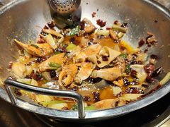 -七欣天香辣蟹火锅(上海银亿滨江店)