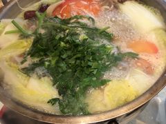 -泓历皇朝酒店(东亭店)