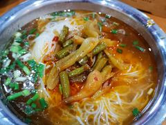 -李氏紫竹林卤粉(火车站店)