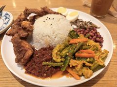 -峇峇娘马来西亚餐厅(望京SOHO店)