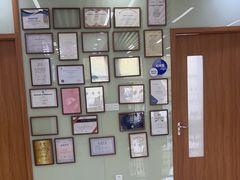 -茂菊口腔连锁(浦东南路店)