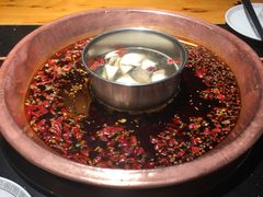 菌汤鸳鸯锅-宽窄巷子老火锅
