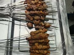 -小山羊功夫串·泰安烧烤·海鲜小炒老地摊店