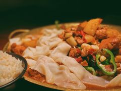 楼兰经典大盘鸡-楼兰新疆主题餐厅(悠方店)