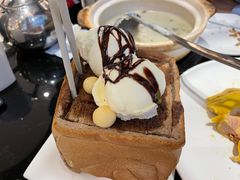 面包诱惑-高第街56号港式餐厅·精选(世茂广场宽厚里大明湖店)