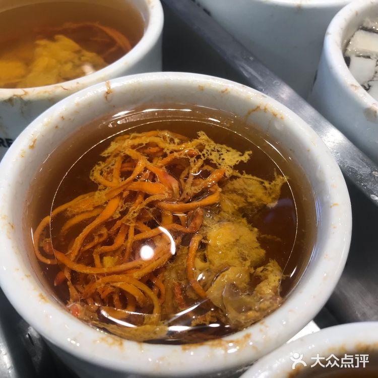炖足3个小时的原盅汤