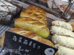 -仙峰天然面包(迎宾路店)