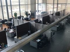 -奔驰上海利星(七宝店)