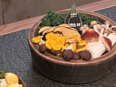 -三出山火锅(万象天地店)