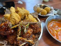 -BHC炸鸡(明洞总店)