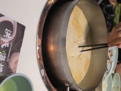 -洪氏嗨捞·猪肚鸡火锅(阳光天地店)