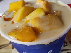 芒果炼乳-帅小六刨冰·不一样的奶冰(总店)