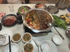 -尚品海鲜肥牛自助火锅(湖明店)