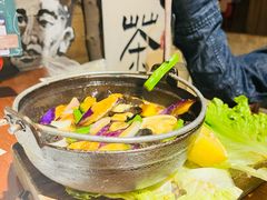 八鲜煲-马灯部落·西湖边的创意山景餐厅(虎跑动物园店)
