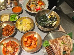 -草家酱蟹炭火烤肉店(珲春南路一店)