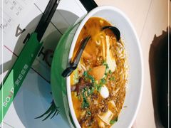 -蒙自源米线大王(东站店)