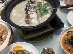 -香山湖家家宴(中山陵店)