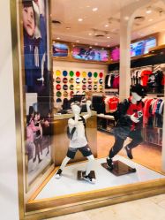 -adidas(德基广场店)