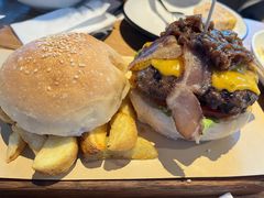 经典大汉堡-The Diner X餐厅(青岛万象城店)