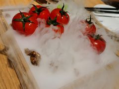 番茄脆菇沙拉-小大董·烤鸭(五棵松店)