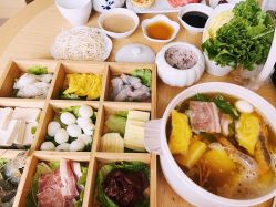 -裕月馨月子中心(滨江店)