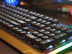 -SIX电竞·卓威600hz(闽江二路店)