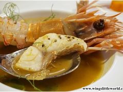 -La Mer Restaurant & Lounge