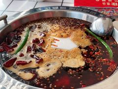 -贤合庄卤味火锅(济南泉城路店)