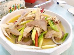 -马尔龙新疆饭店·清真(瑞景店)