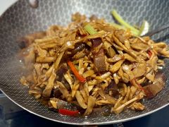 干锅高山笋煨腊肉-辣可可·小炒黄牛肉(望京凯德MALL店)