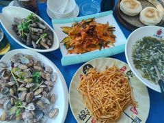 -老东镇啤酒屋海鲜加工·蒸汽海鲜·海鲜烧烤(台东店)