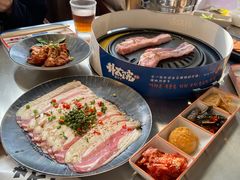 -朴太院·烤肉万岁·创意首尔料理(中联广场店)