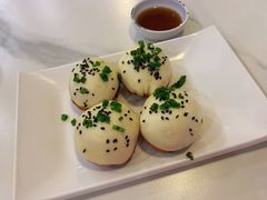 虾肉生煎-南八仙·老上海味道(南京东路店)