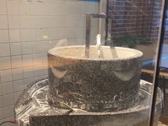 -呷佬·长沙手工米粉(金沙江路店)