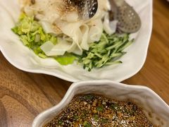蛰蒙花炝拌面筋-九十九顶毡房(阜石路店)