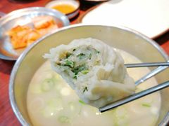 饺子-神仙雪浓汤(明洞店)