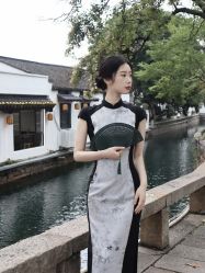 -一揽芳华汉服旗袍体验馆(拙政园店)