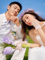 -至臻微拉婚纱摄影