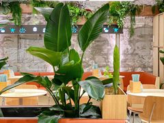 大堂-老乡鸡(上海白玉兰广场店)
