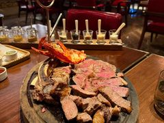 -恰餐厅及酒吧 CHAR Bar & Grill (北京丽都皇冠假日店)