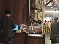 -捞王锅物料理(上海世茂广场店)