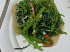 -肥仔文澳门猪骨煲(南京西路店)