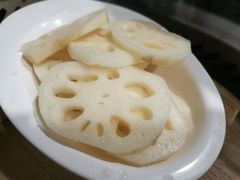 -三里屯土灶炖公鸡地锅鸡(江东店)