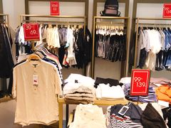 -URBAN REVIVO(北京斯普瑞斯奥特莱斯店)