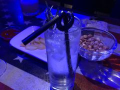 -Mx.cocktail bar