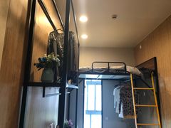 -魔方公寓(碧云国际店)