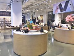 -Sony Store 索尼(上海淮海中路店)