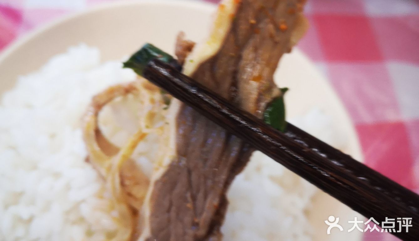 冲着牛肉渣拌饭就可以炫两碗