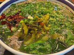 -云阿蛮云南生烫牛肉米线(奉贤路店)