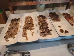 -藜爱·山海情海鲜自助(万达广场店)